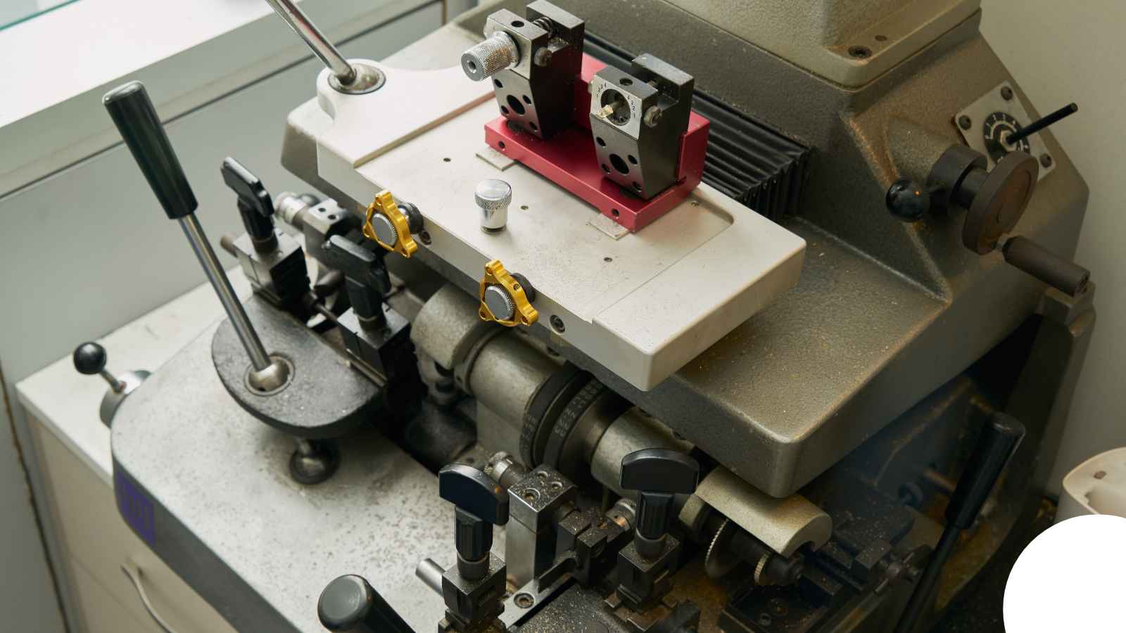 Locksmith in Madison, AL — Safe Installation Madison Locksmith in Madison, AL — Safe Installation Madison